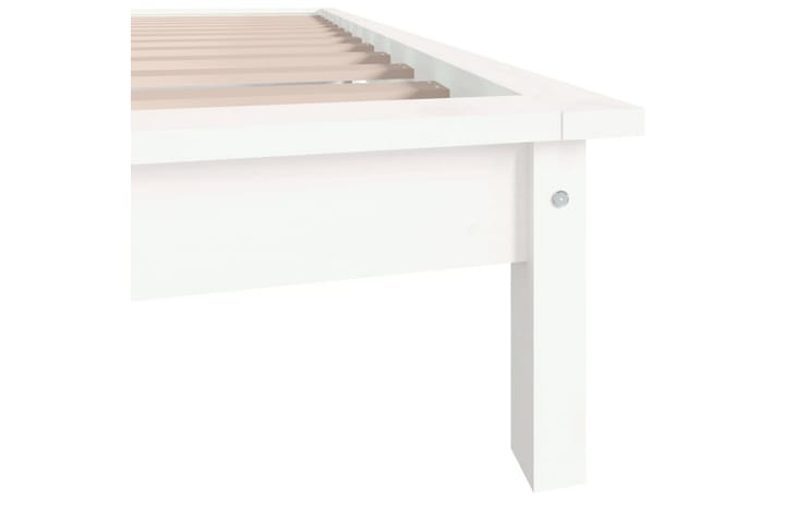 Sängynrunko valkoinen 75x190 cm täysi mänty 2FT6 Small Singl - Valkoinen - Sänkykehikot & sängynrungot