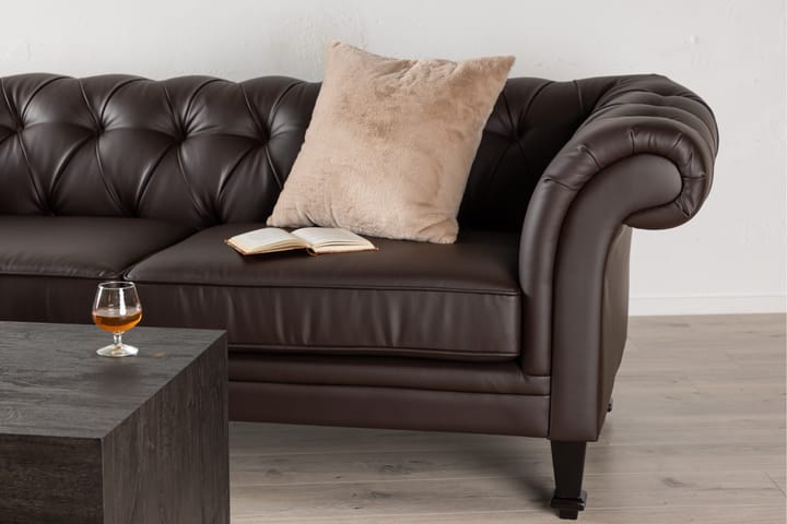 Ätran Chesterfieldsohva 2 istuttavaa Ruskea - Venture Home - 2:n istuttava sohva - Howard-sohvat